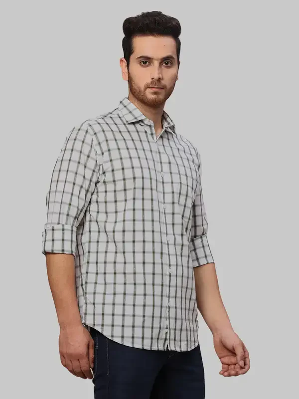 Men Green Slim Fit Checks Cotton Cut Away Collar Shirts - Image 2