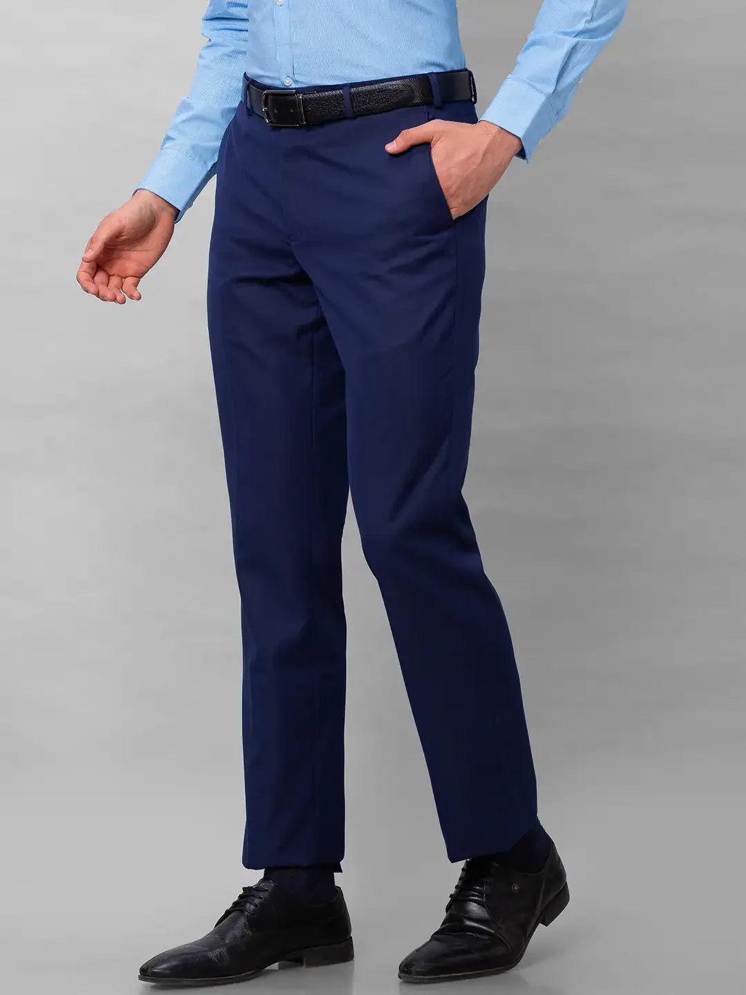 Park Avenue Men Blue Structure Smart Fit Polyester Blend Trousers - Image 3