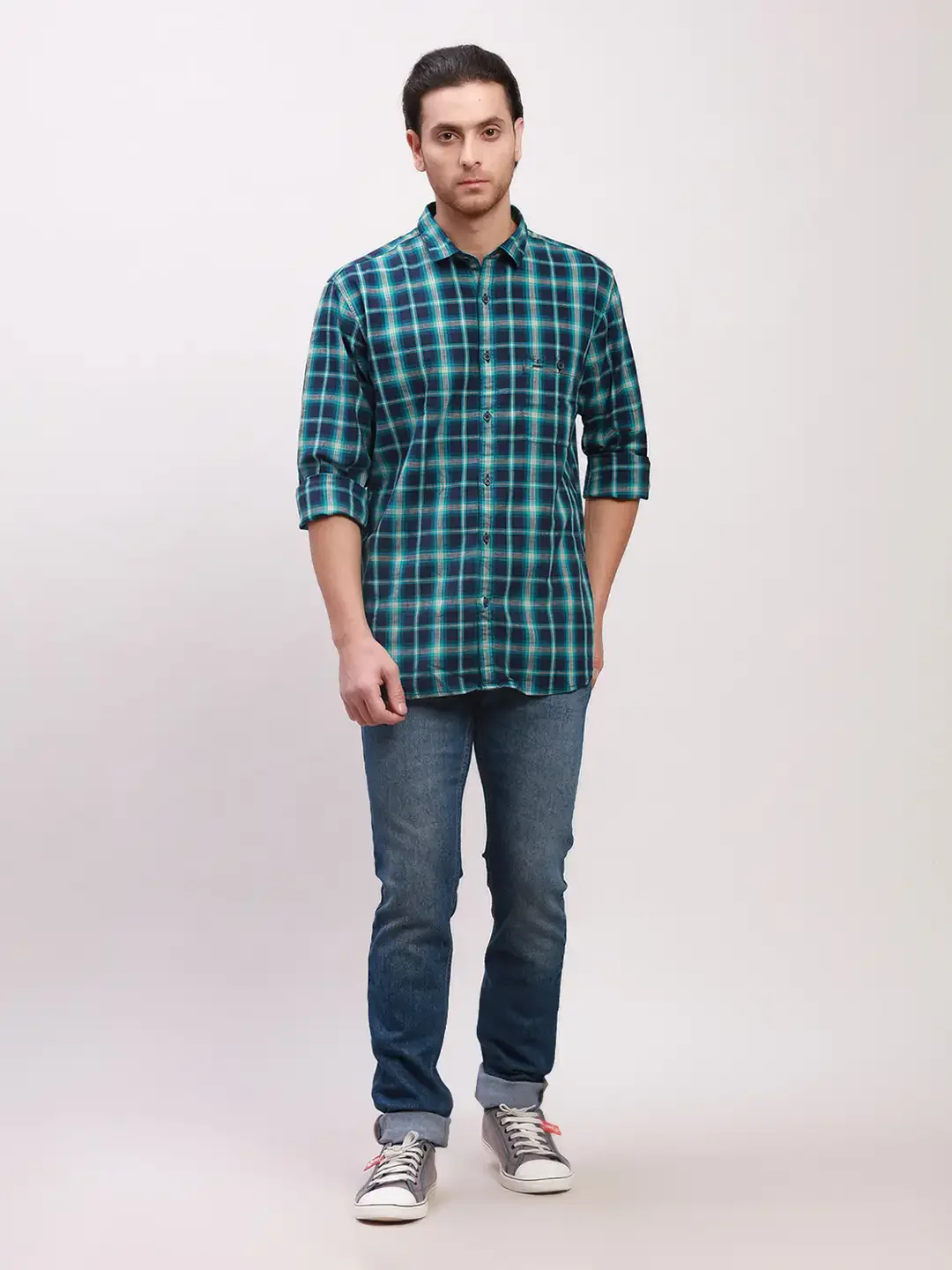 Parx Men Blue Twill Low Rise Tapered Fit Cotton Blend Jeans - Image 5