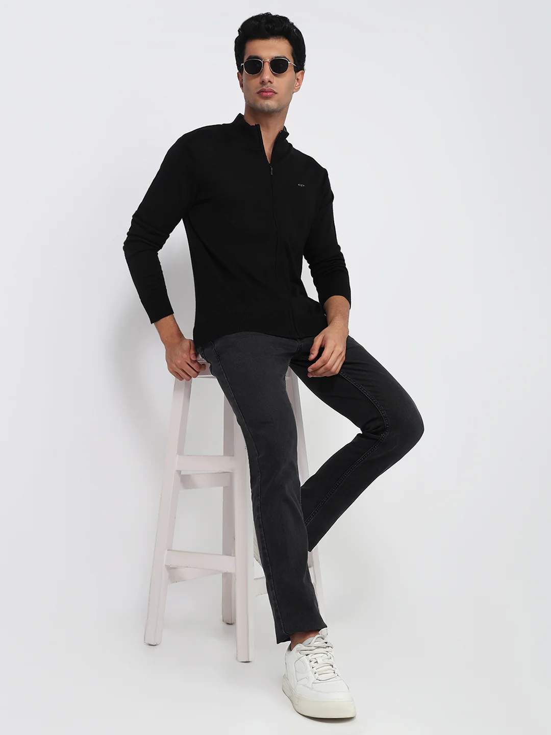 Colorplus Men Black Plain Regular Fit Acrylic Blend Sweatshirt - Image 5