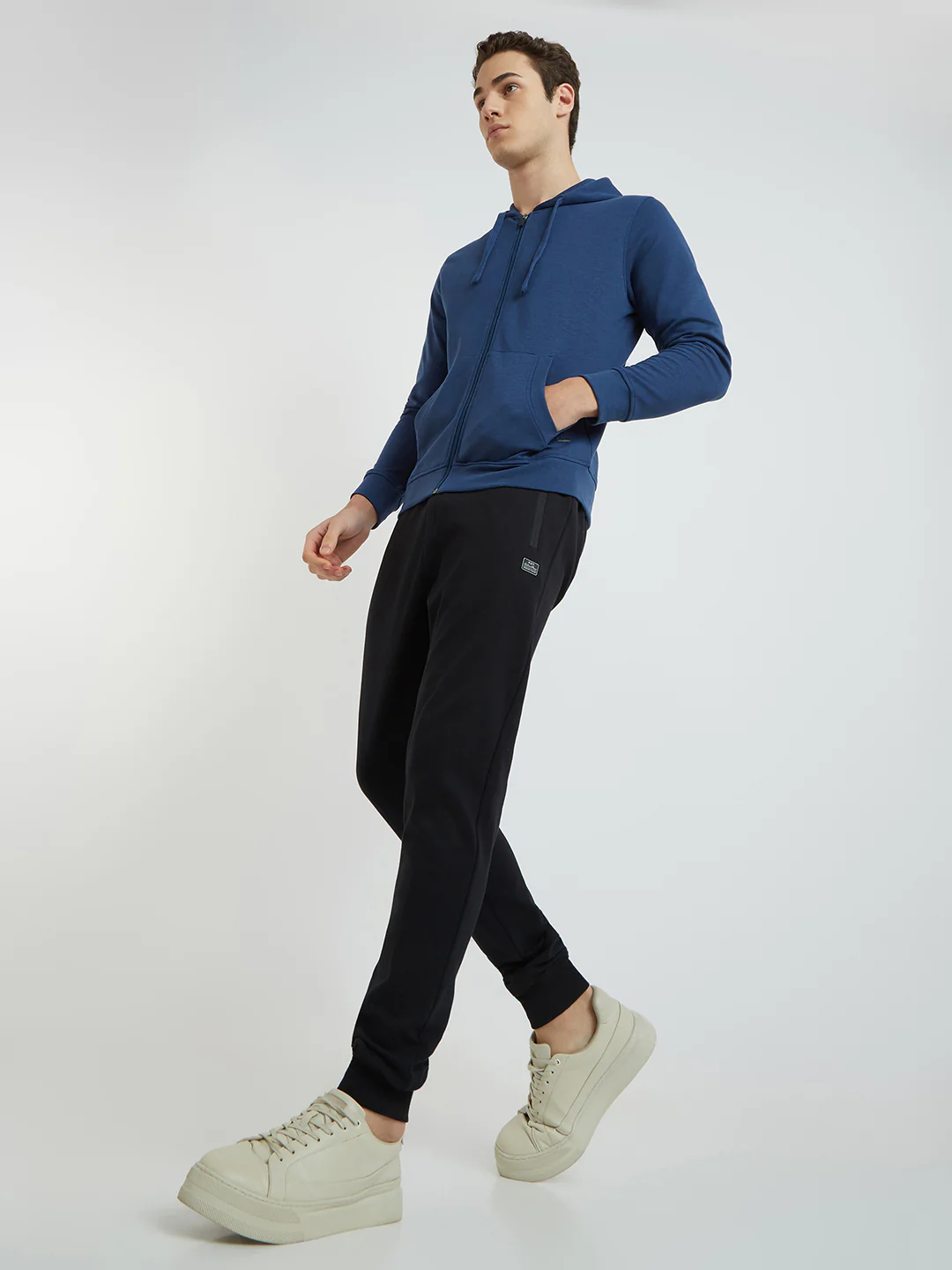 ColorPlus Men Black Solid Regular Fit Cotton Blend Jogger - Image 5