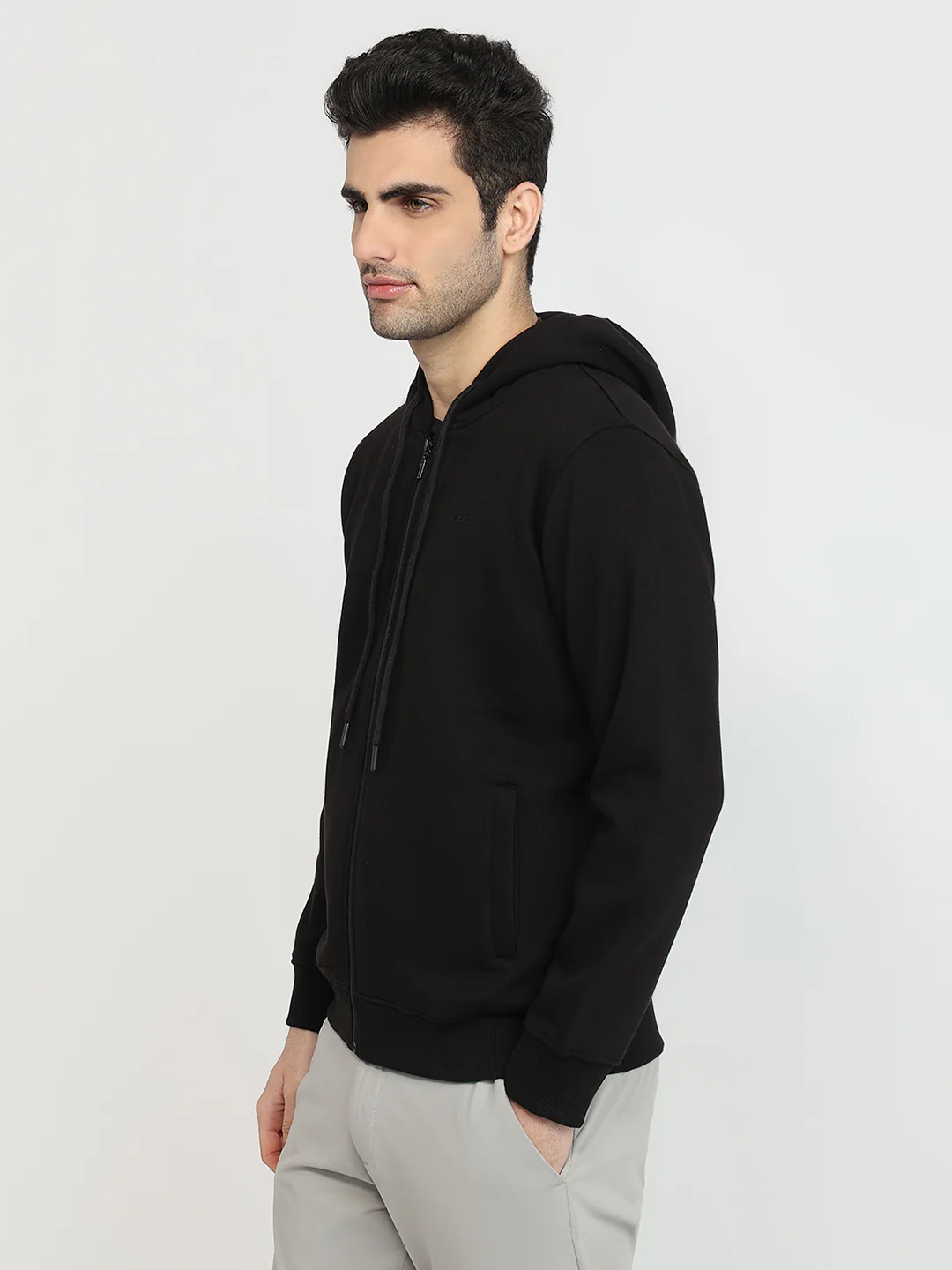 Colorplus Men Black Solid Regular Fit Cotton Blend Sweatshirt - Image 2