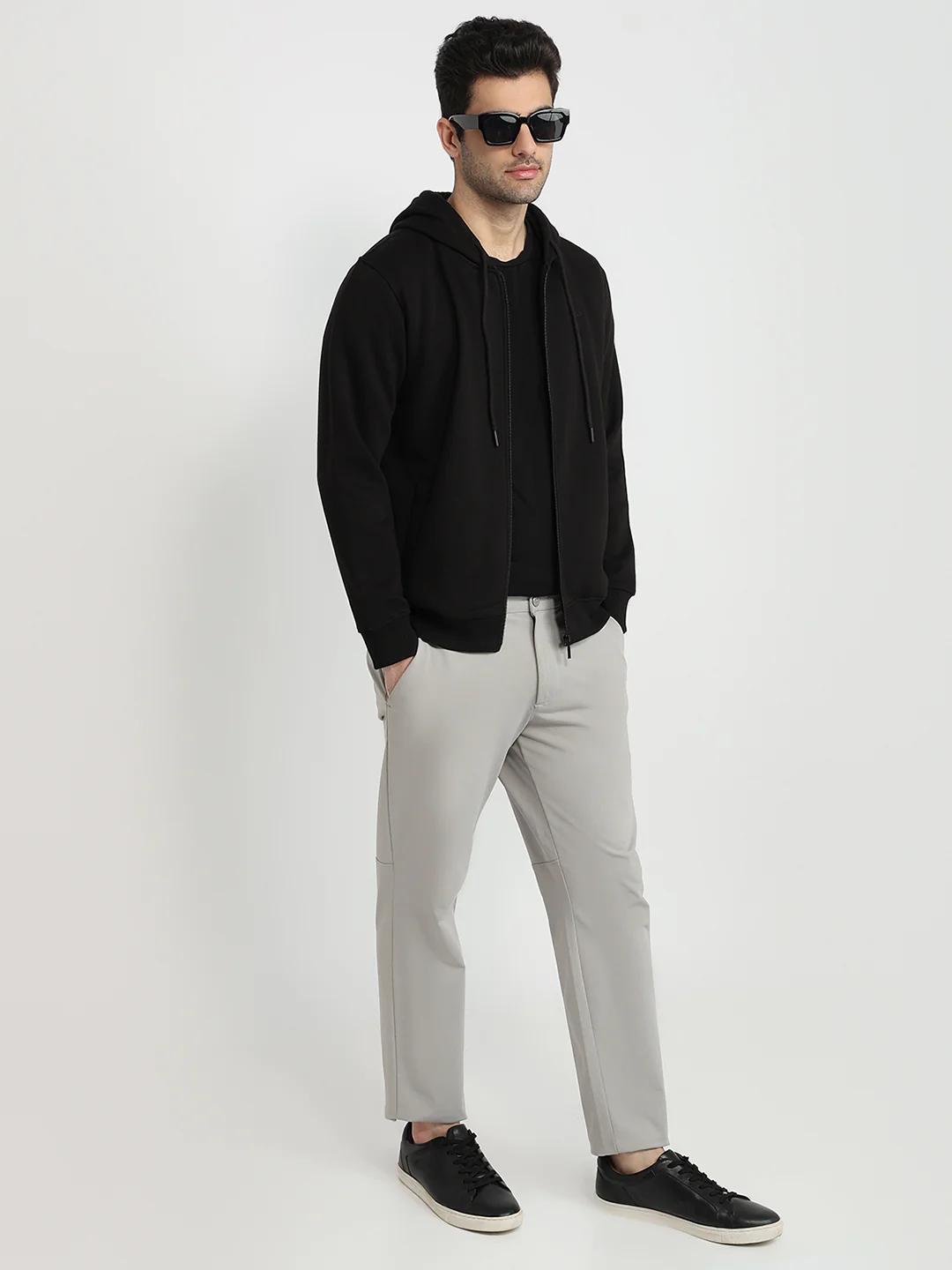 Colorplus Men Black Solid Regular Fit Cotton Blend Sweatshirt - Image 5