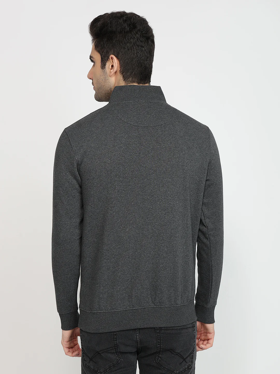 Colorplus Men Black Solid Regular Fit Cotton Blend Sweatshirt - Image 4