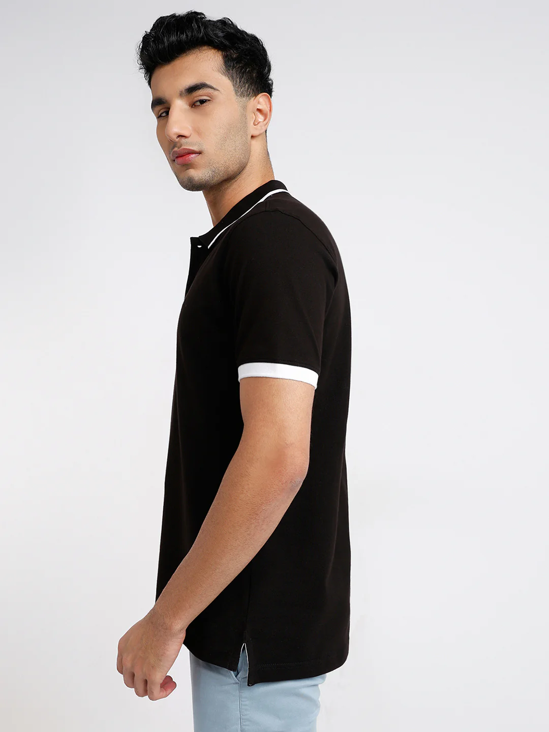 Colorplus Men Black Solid Regular Fit Cotton Blend T-Shirt - Image 3
