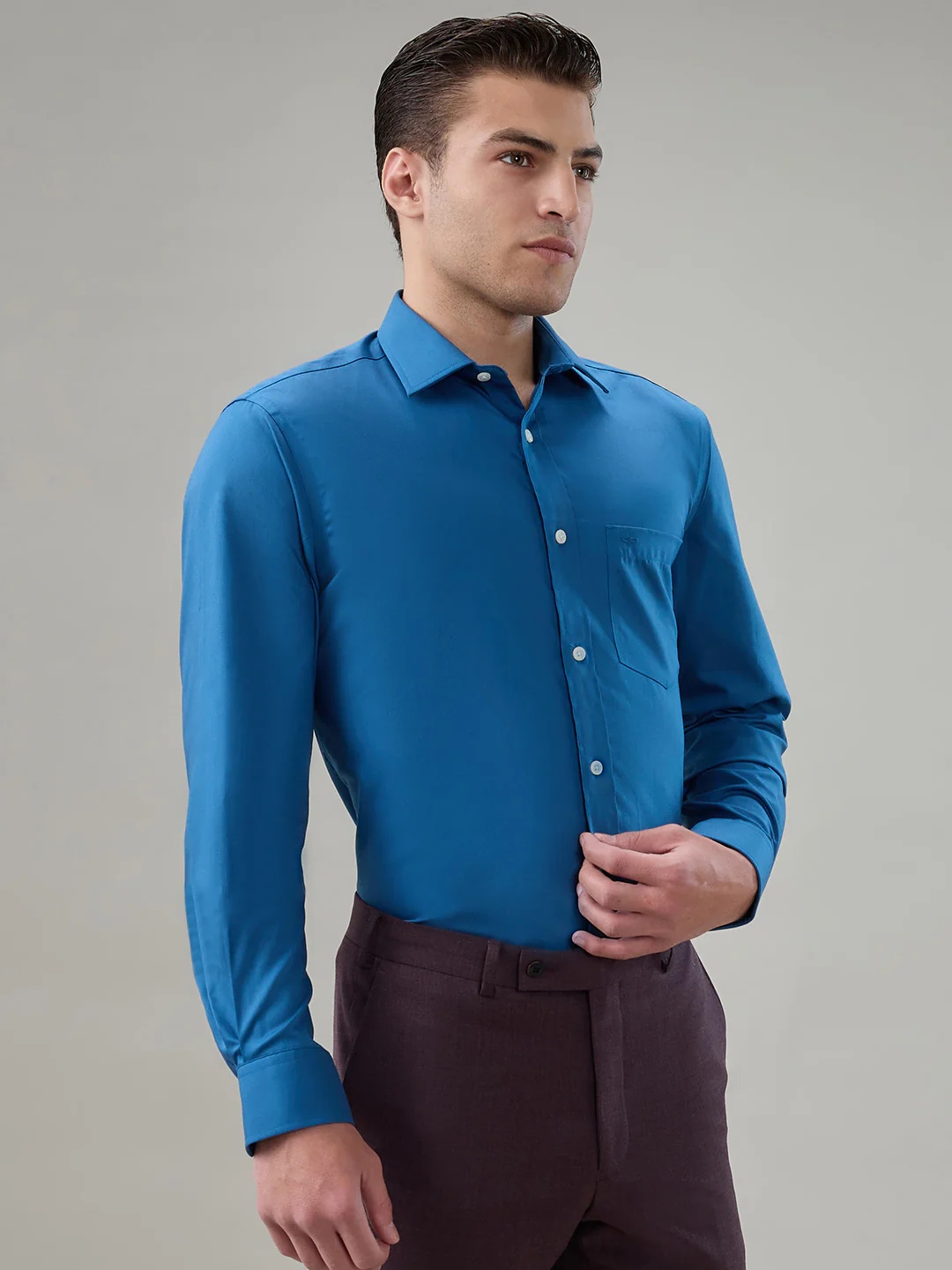 Colorplus Men Blue Solid Regular Fit Cotton Casual Shirt - Image 2