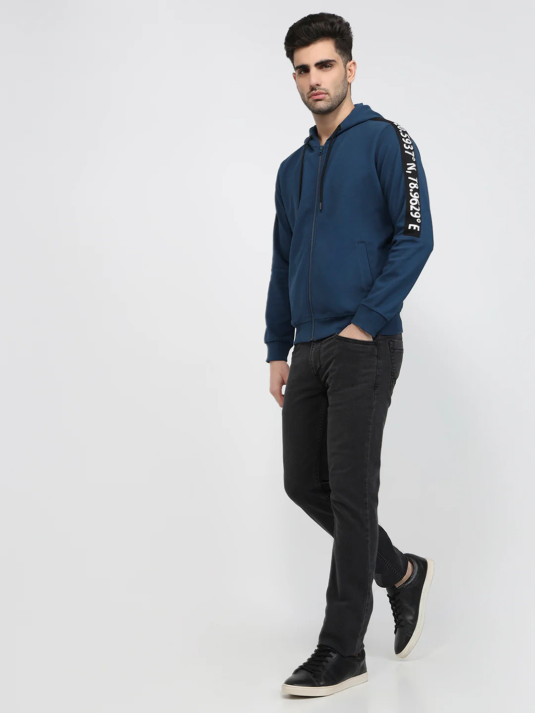 Colorplus Men Blue Solid Regular Fit Polyester Blend Sweatshirt - Image 5