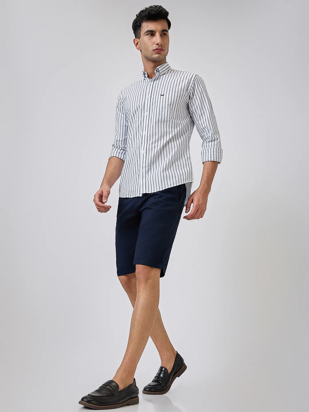 Colorplus Men Blue Twill Regular Fit Cotton Blend Shorts - Image 5