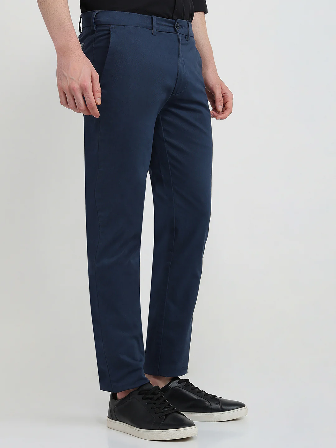 Colorplus Men Blue Twill Tapered Fit Cotton Blend Trouser - Image 3