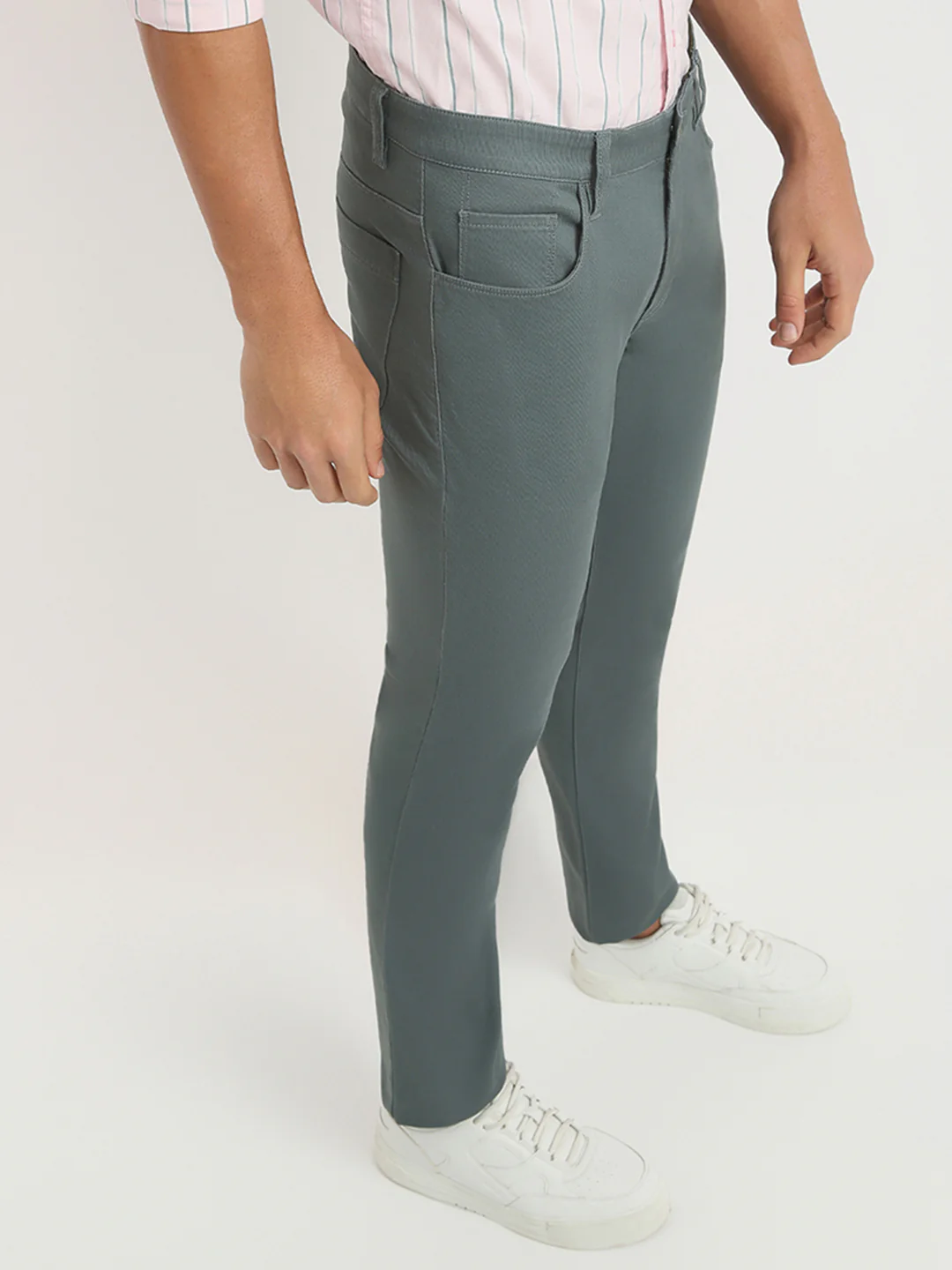 Colorplus Men Green Dobby Regular Fit Cotton Blend Trouser - Image 2