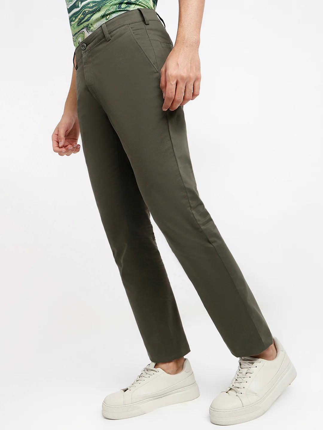 Colorplus Men Green Plain Slim Fit Cotton Blend Trouser - Image 3