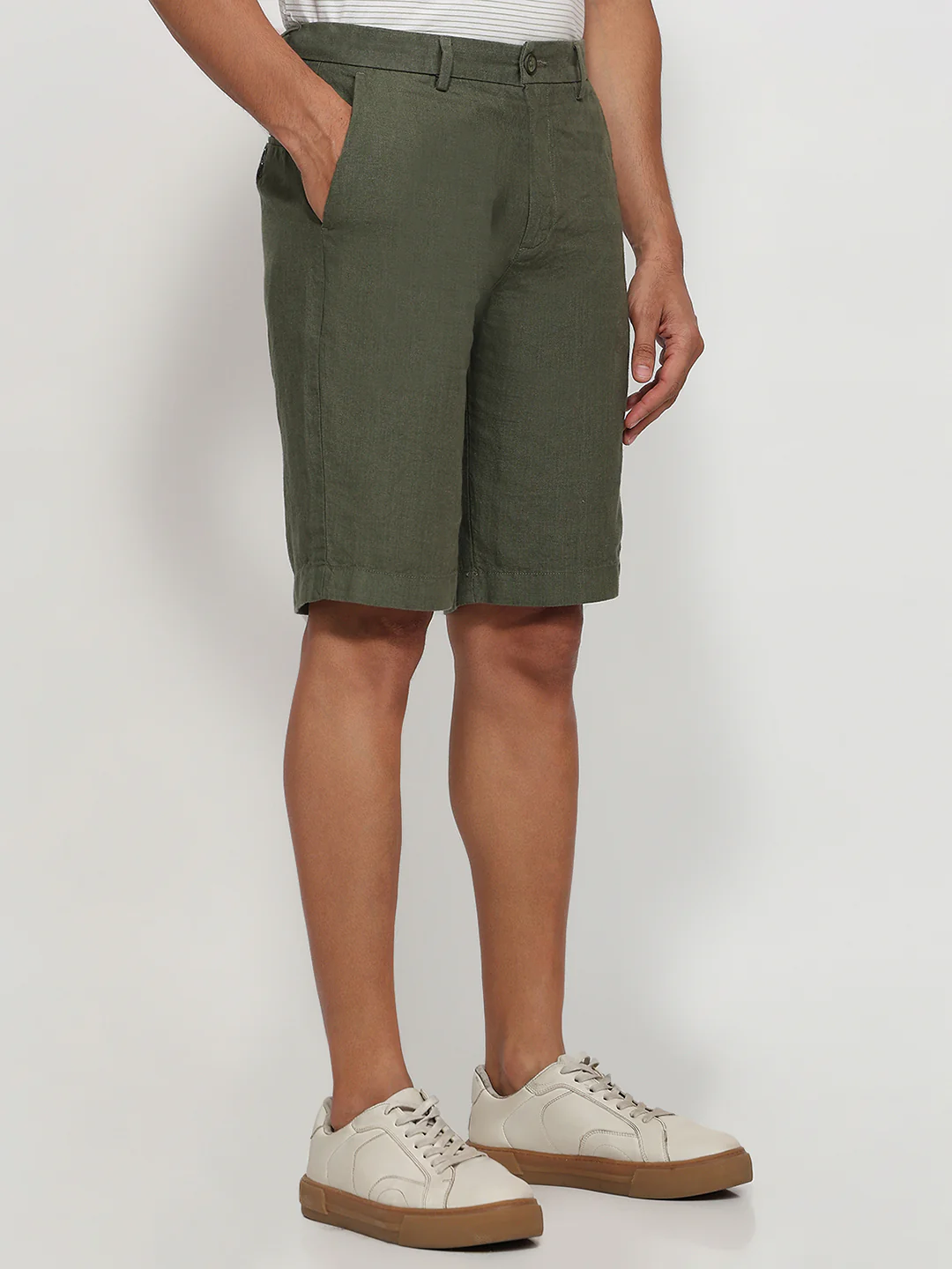 Colorplus Men Green Regular Fit Plain Linen Shorts - Image 3