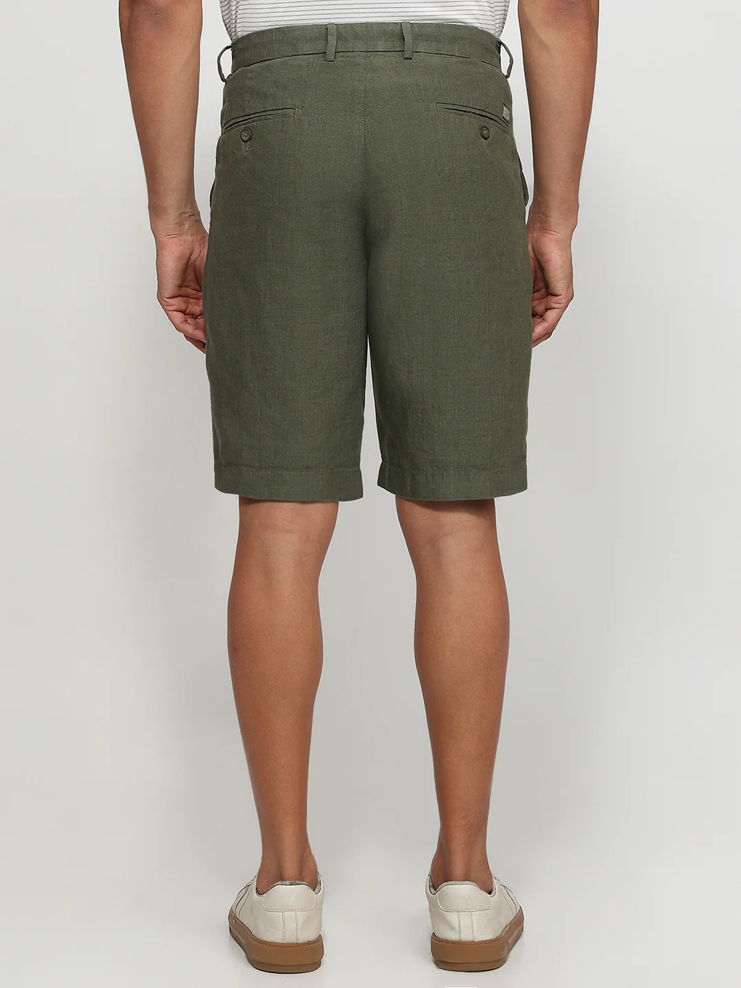 Colorplus Men Green Regular Fit Plain Linen Shorts - Image 4