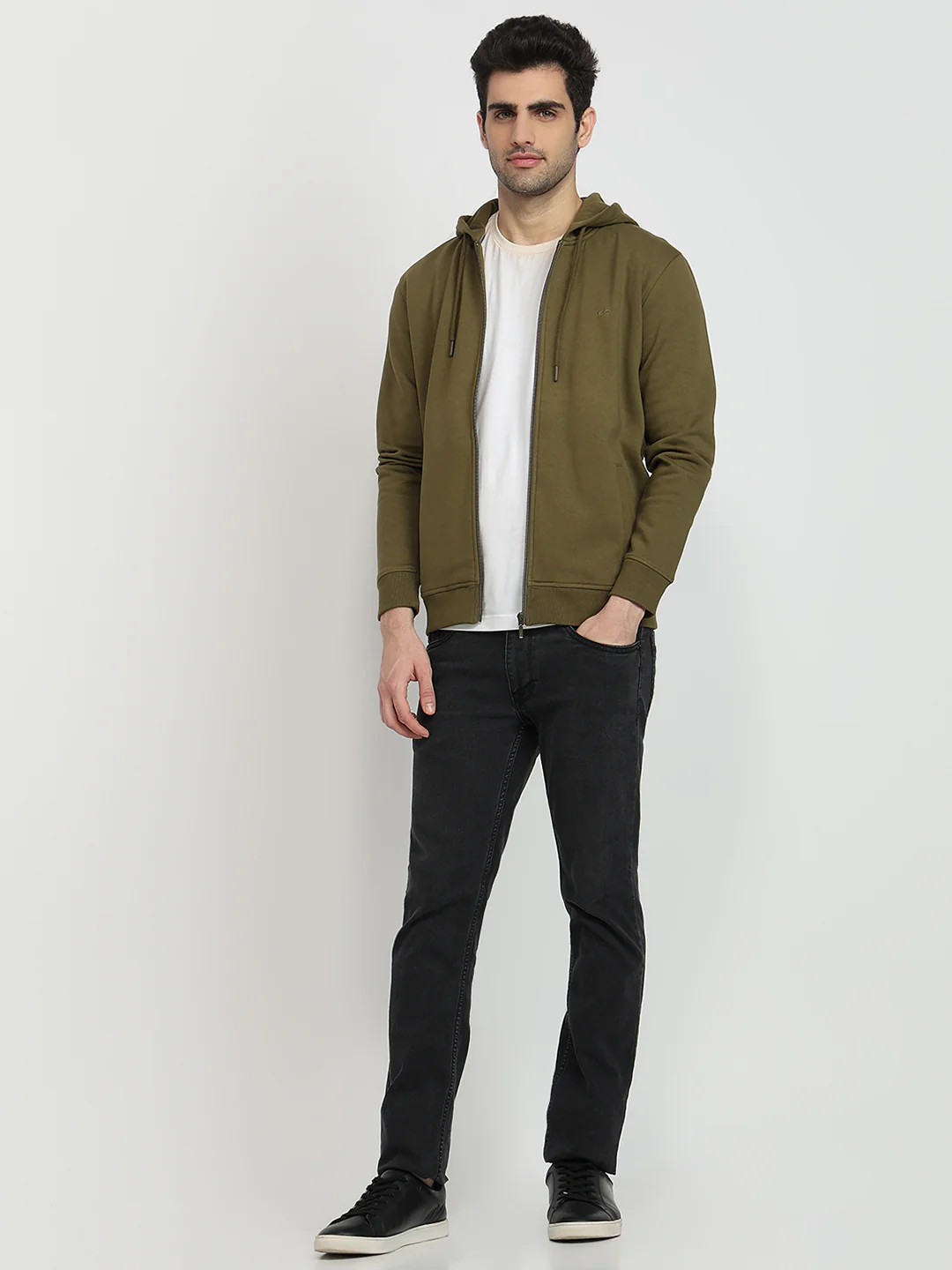 Colorplus Men Green Solid Regular Fit Cotton Blend Sweatshirt - Image 5