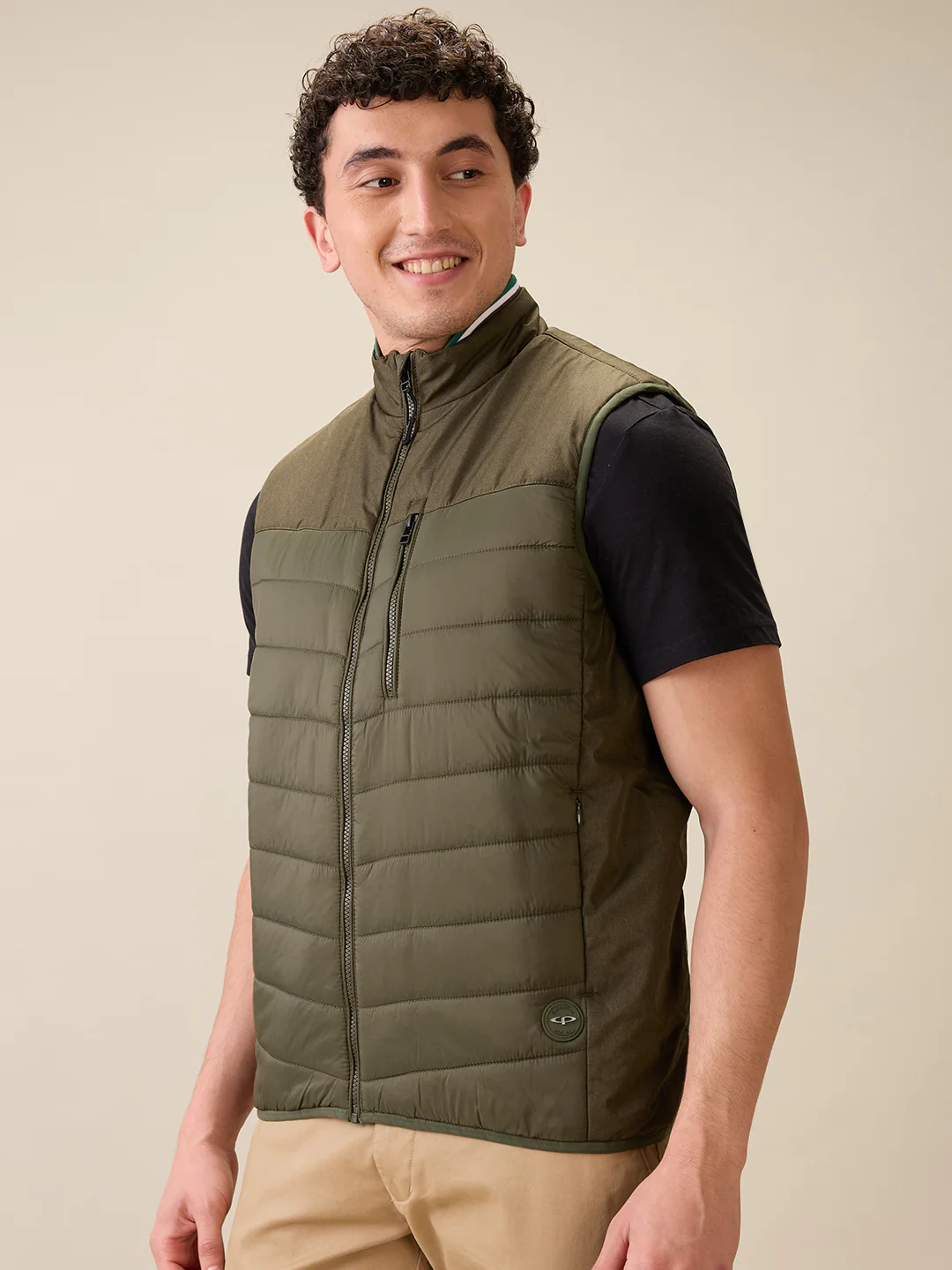 Colorplus Men Green Solid Regular Fit Polyester Sleeveless Jacket - Image 3