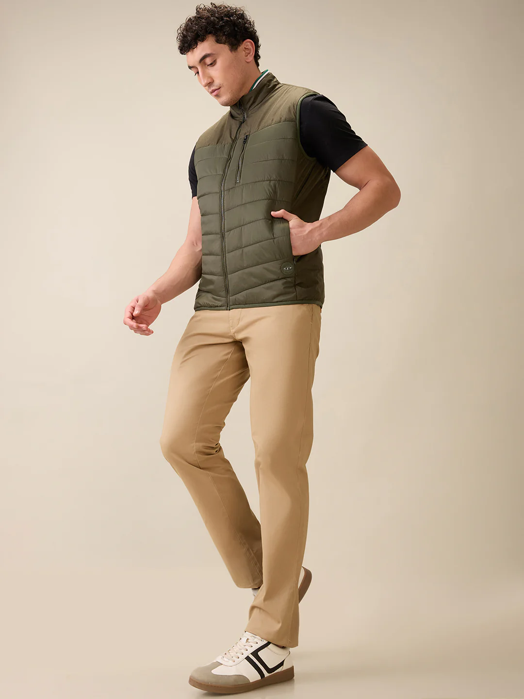 Colorplus Men Green Solid Regular Fit Polyester Sleeveless Jacket - Image 5