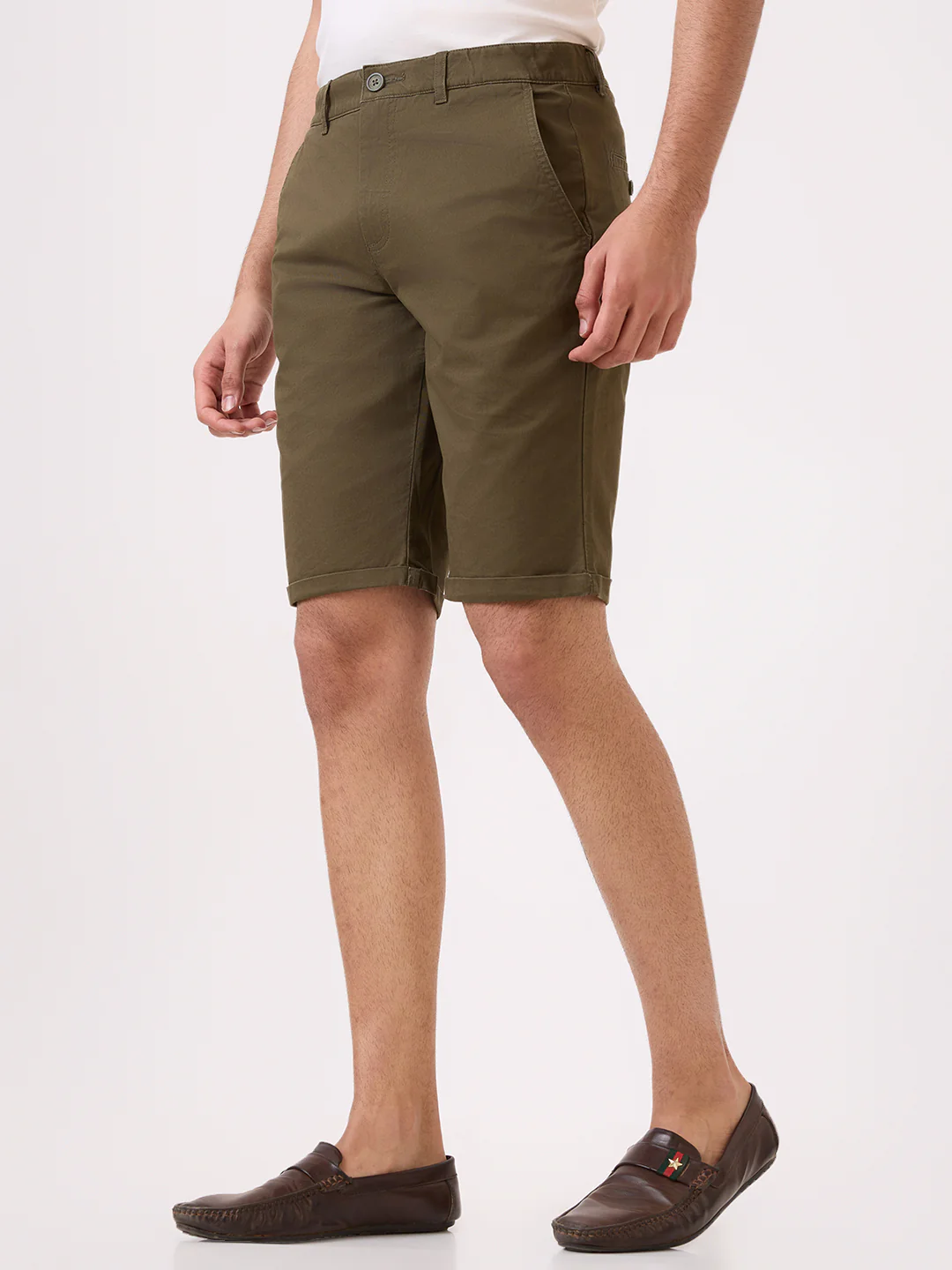Colorplus Men Green Twill Regular Fit Cotton Blend Shorts - Image 2