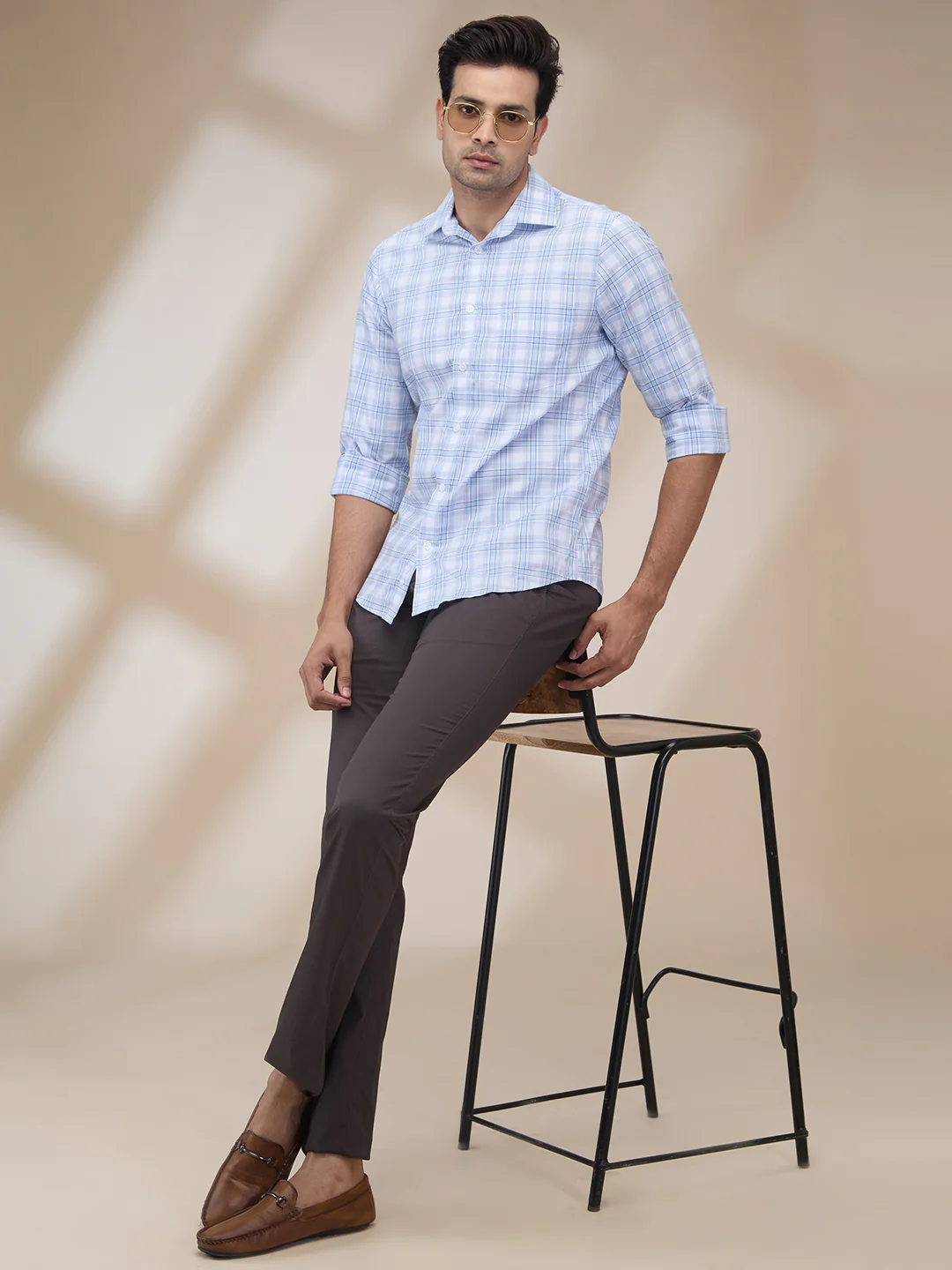 ColorPlus Men Grey Solid Piece Dyed Slim Fit Cotton Trouser - Image 2