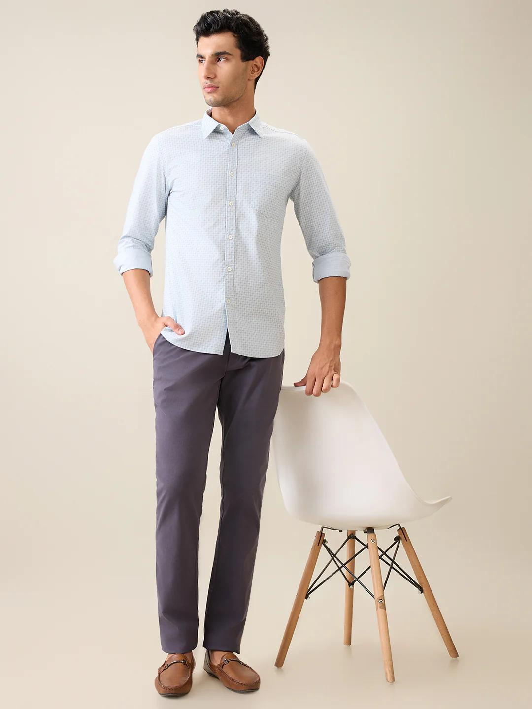 Colorplus Men Grey Solid Piece Dyed Super Slim Fit Flat Front Cotton Blend Trouser - Image 10