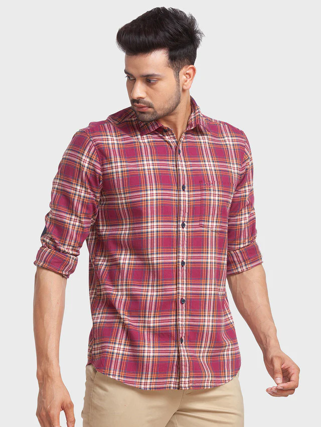 Colorplus Men Red Checkered Tailored Fit Full Sleeve Spread Collar Shirt - Image 2