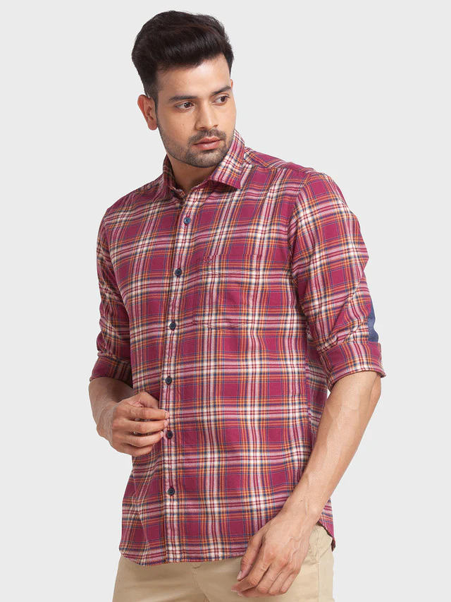 Colorplus Men Red Checkered Tailored Fit Full Sleeve Spread Collar Shirt - Image 3
