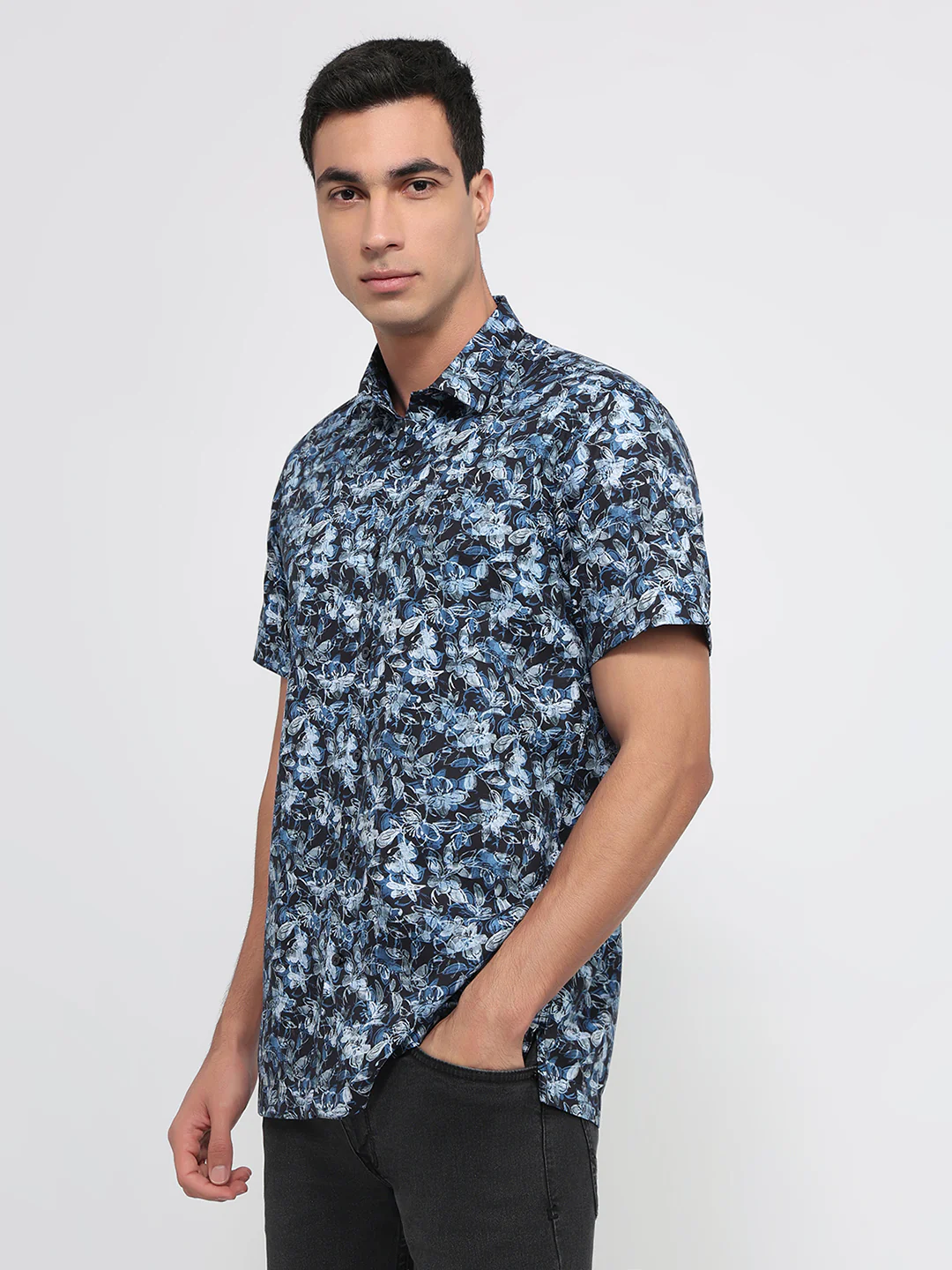 Colorplus Men Regular Fit Print Pattern Cotton Blend Half Sleeve Casual Shirt - Image 3