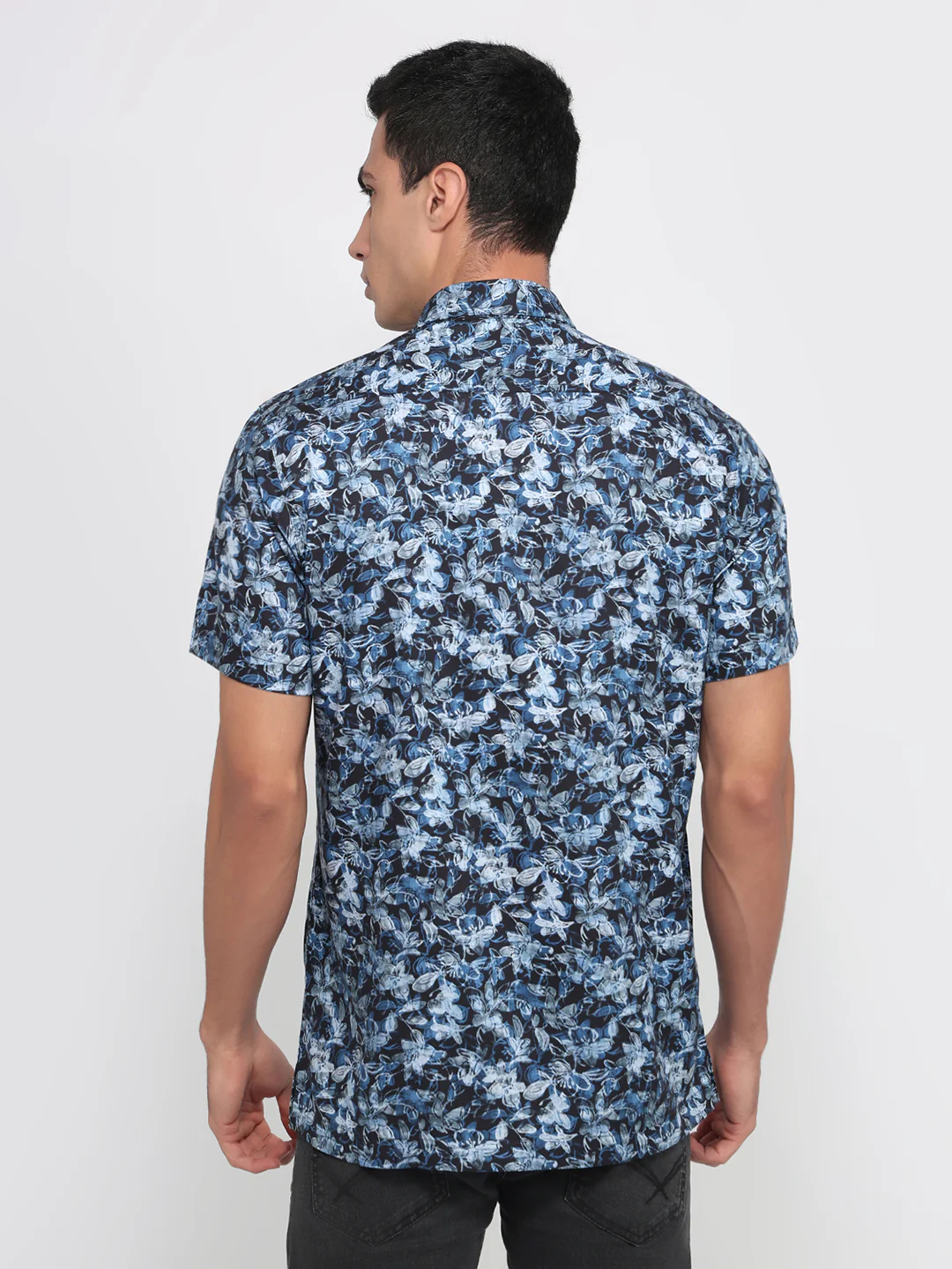 Colorplus Men Regular Fit Print Pattern Cotton Blend Half Sleeve Casual Shirt - Image 4