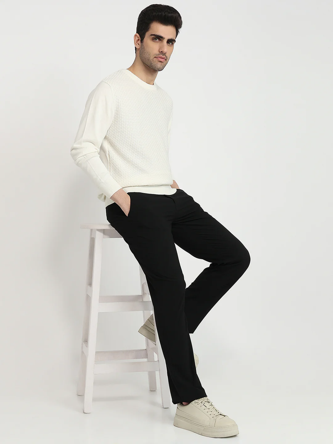 Colorplus Men White Jacquard Regular Fit Cotton Sweatshirt - Image 5