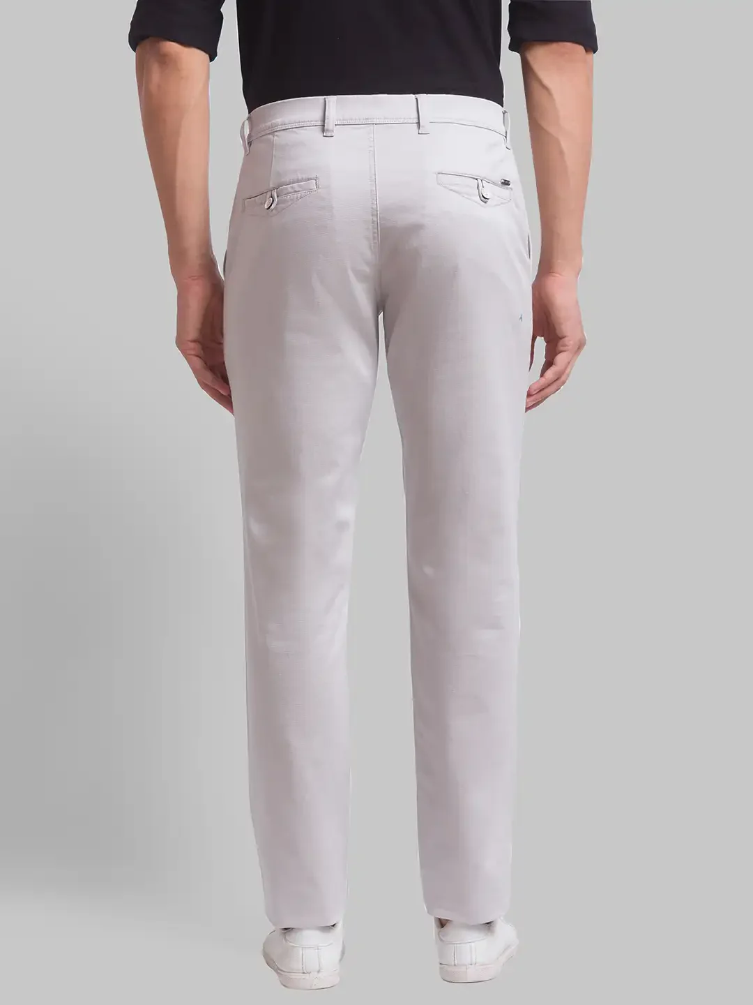 Men Beige Low Rise Tapered Fit Solid Cotton Blend Trouser - Image 4