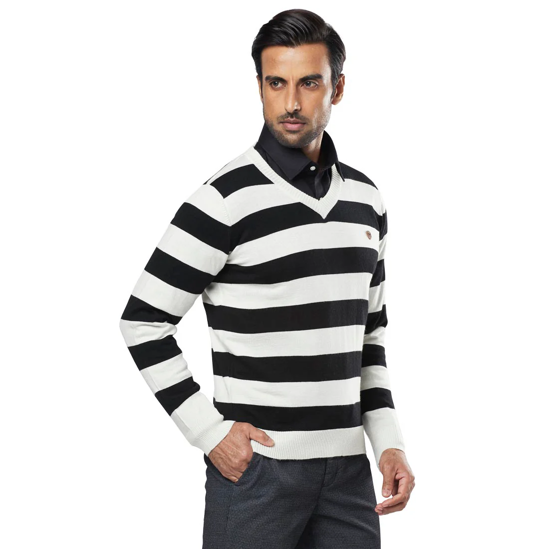 Men Black Acrylic Wool Blend Full Sleeve V Neck Collar Sweaters - Image 2