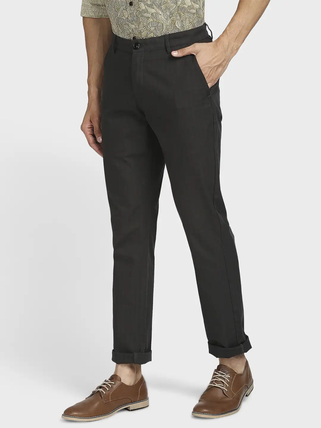 Men Black Contemporary Fit Checks Cotton Blend Trouser - Image 3