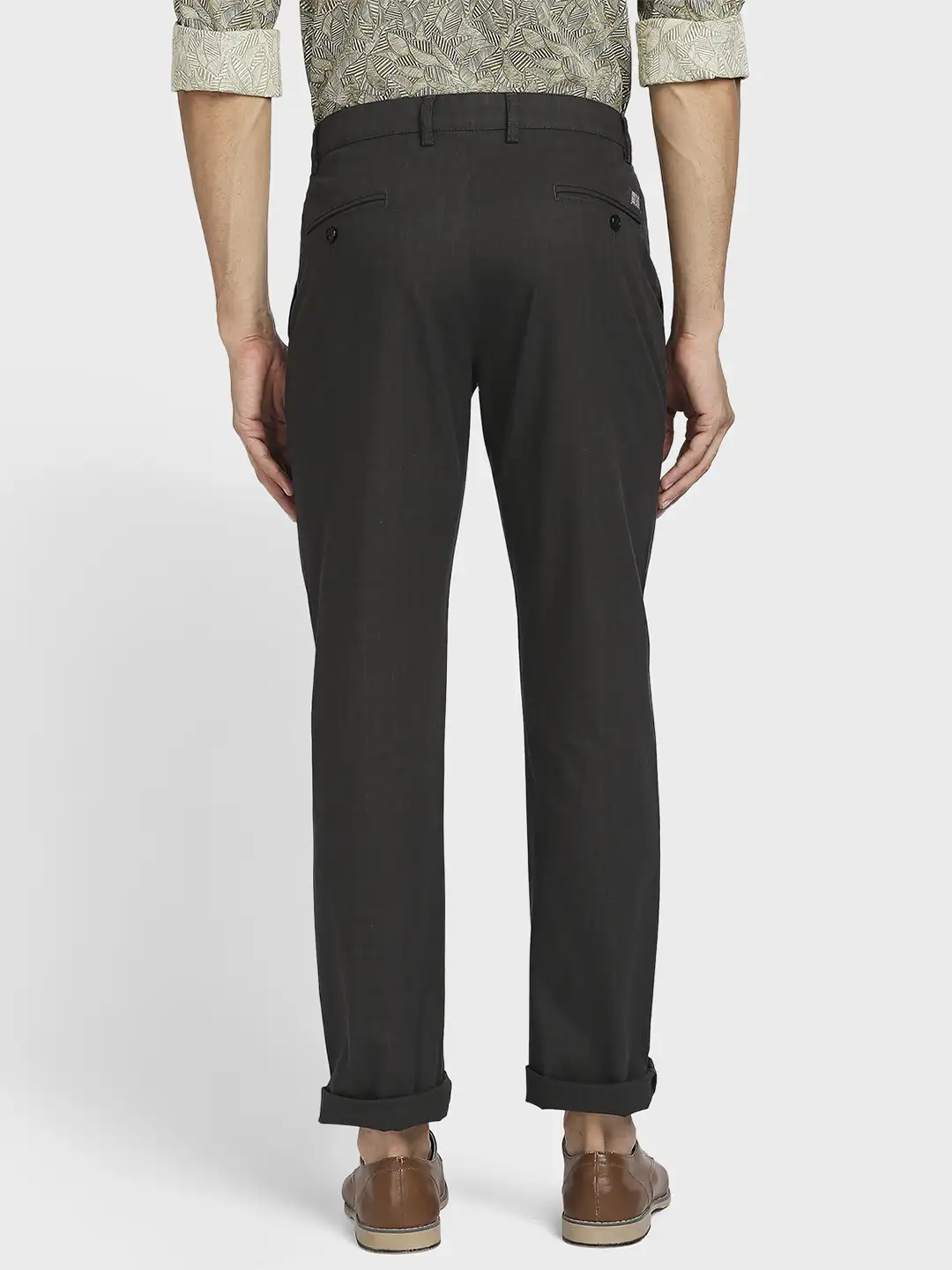Men Black Contemporary Fit Checks Cotton Blend Trouser - Image 4