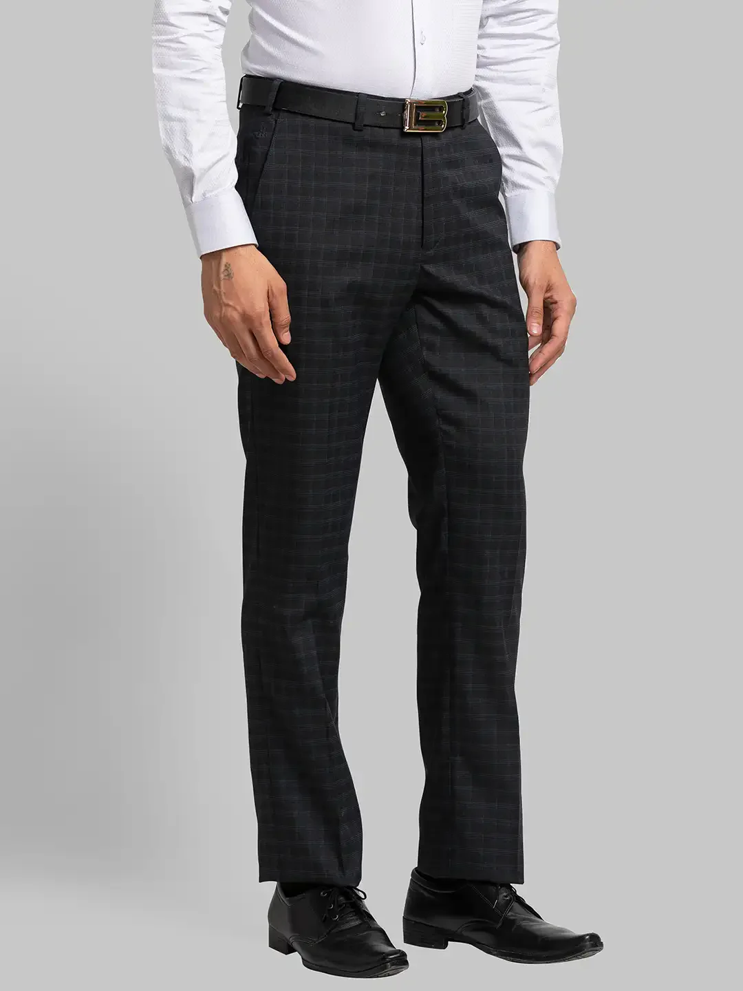 Men Black Contemporary Fit Checks Polyester Blend Trouser - Image 2