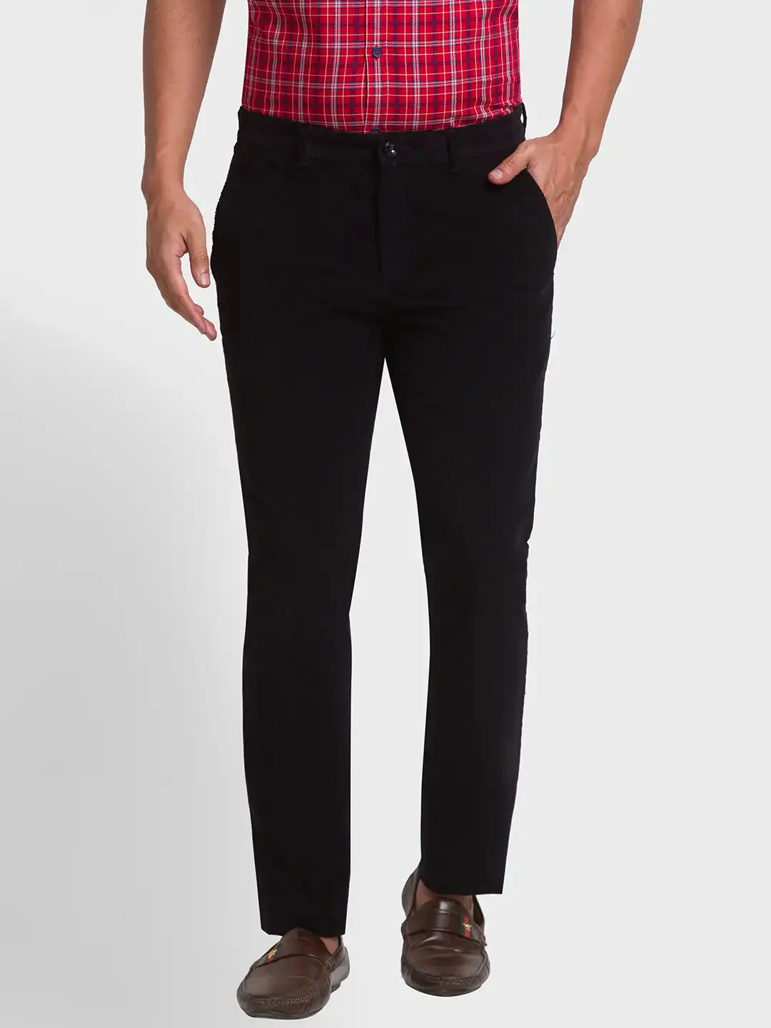 Men Black Contemporary Fit Solid Cotton Blend Trouser