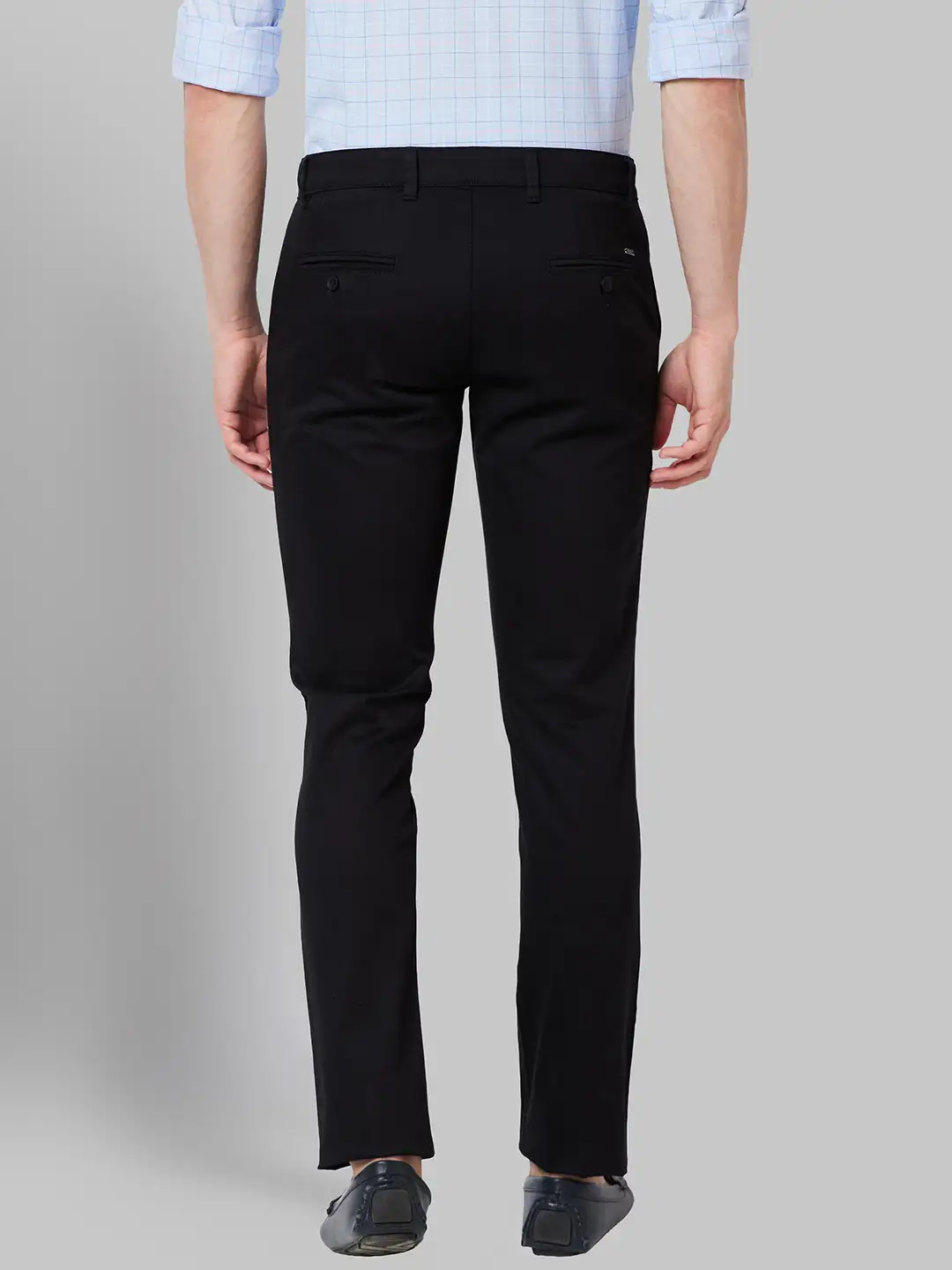 Men Black Lrt Fit Solid Cotton Blend Trouser - Image 4