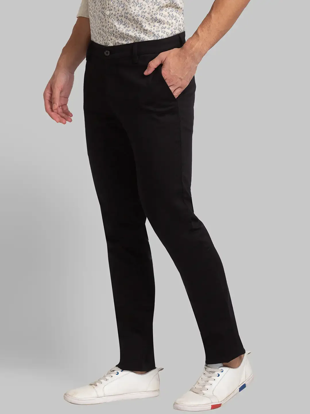 Men Black Lrt Fit Solid Cotton Blend Trouser - Image 3