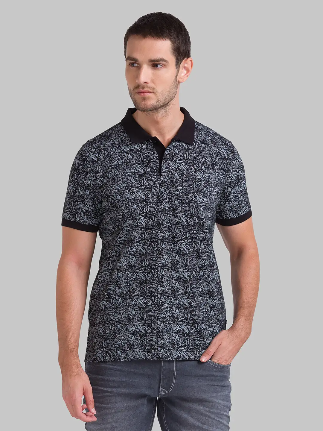 Men Black Regular Fit Print Cotton Round Neck Collar Polo T-Shirt