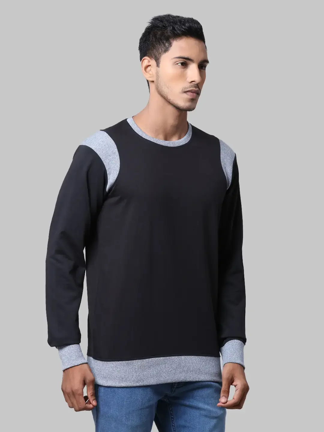Men Black Regular Fit Solid Cotton Polyester Blend Round Collar Sweatshirts - Image 2