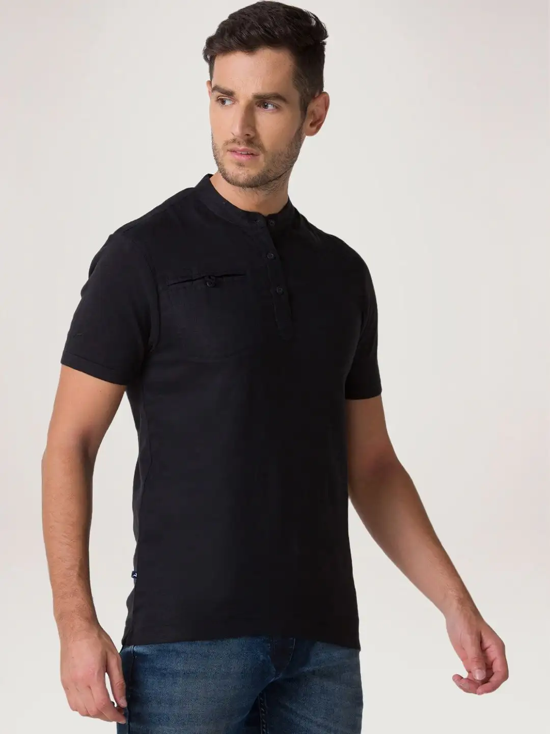 Men Black Regular Fit Solid Linen T-Shirt - Image 5
