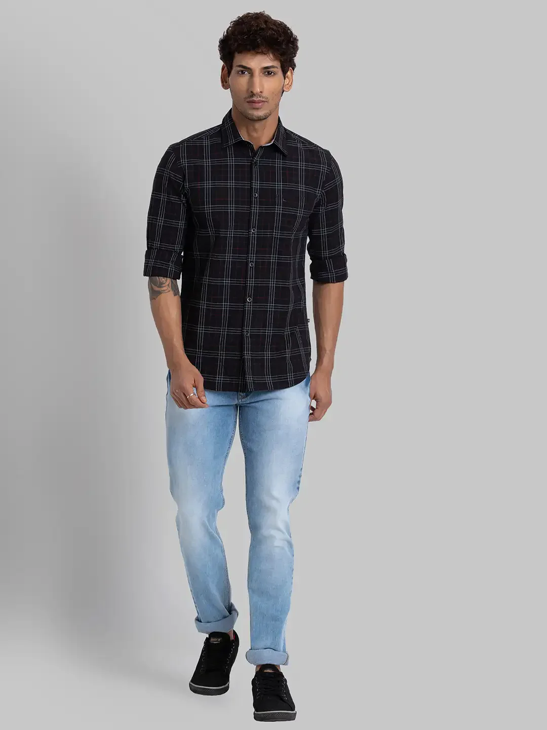 Men Black Slim Fit Checks Cotton Full Sleeve Shirts - Image 5