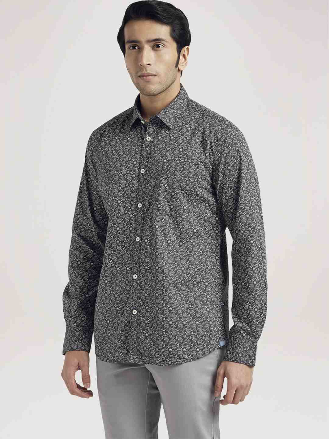 Men Black Slim Fit Print Cotton Full Sleeve Shirts - Image 4