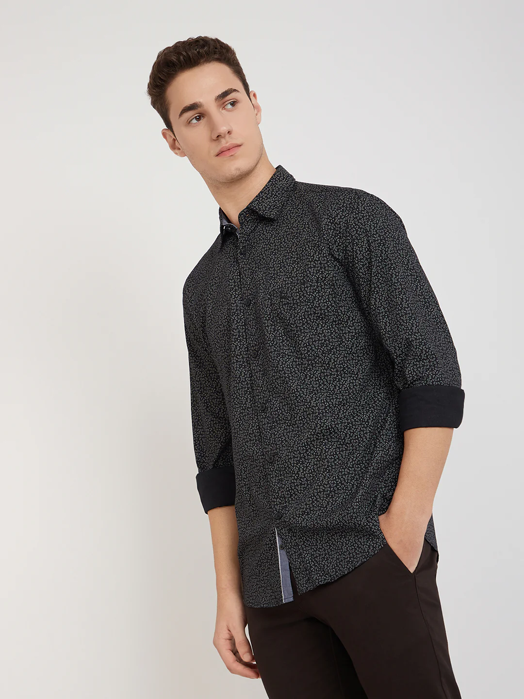 Men Black Slim Fit Print Cotton Full Sleeve Shirts - Image 3