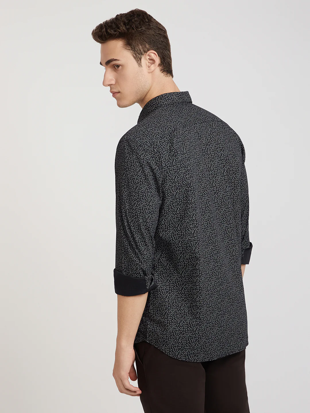 Men Black Slim Fit Print Cotton Full Sleeve Shirts - Image 4