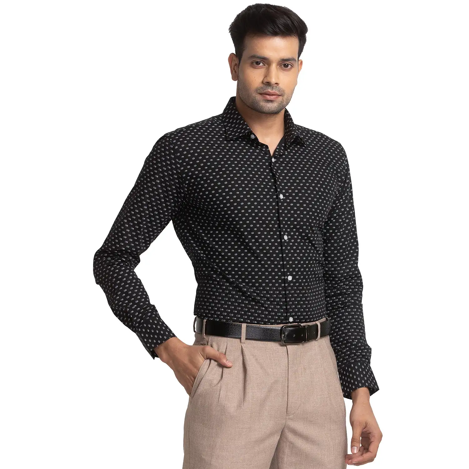 Men Black Slim Fit Print Cotton Shirts - Image 2