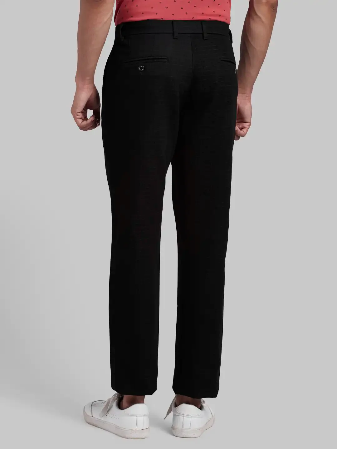 Men Black Slim Fit Yarn Dyed Cotton Blend Trouser - Image 4