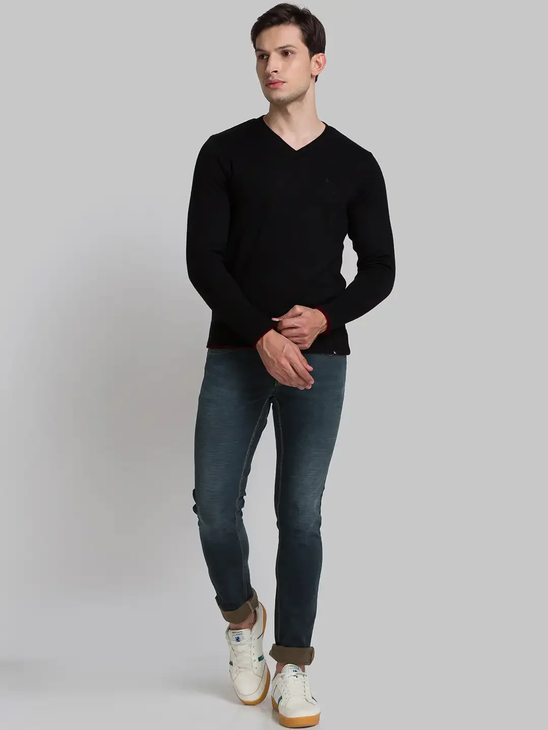 Men Black Solid Acrylic Full Sleeve Sweaters - Image 5