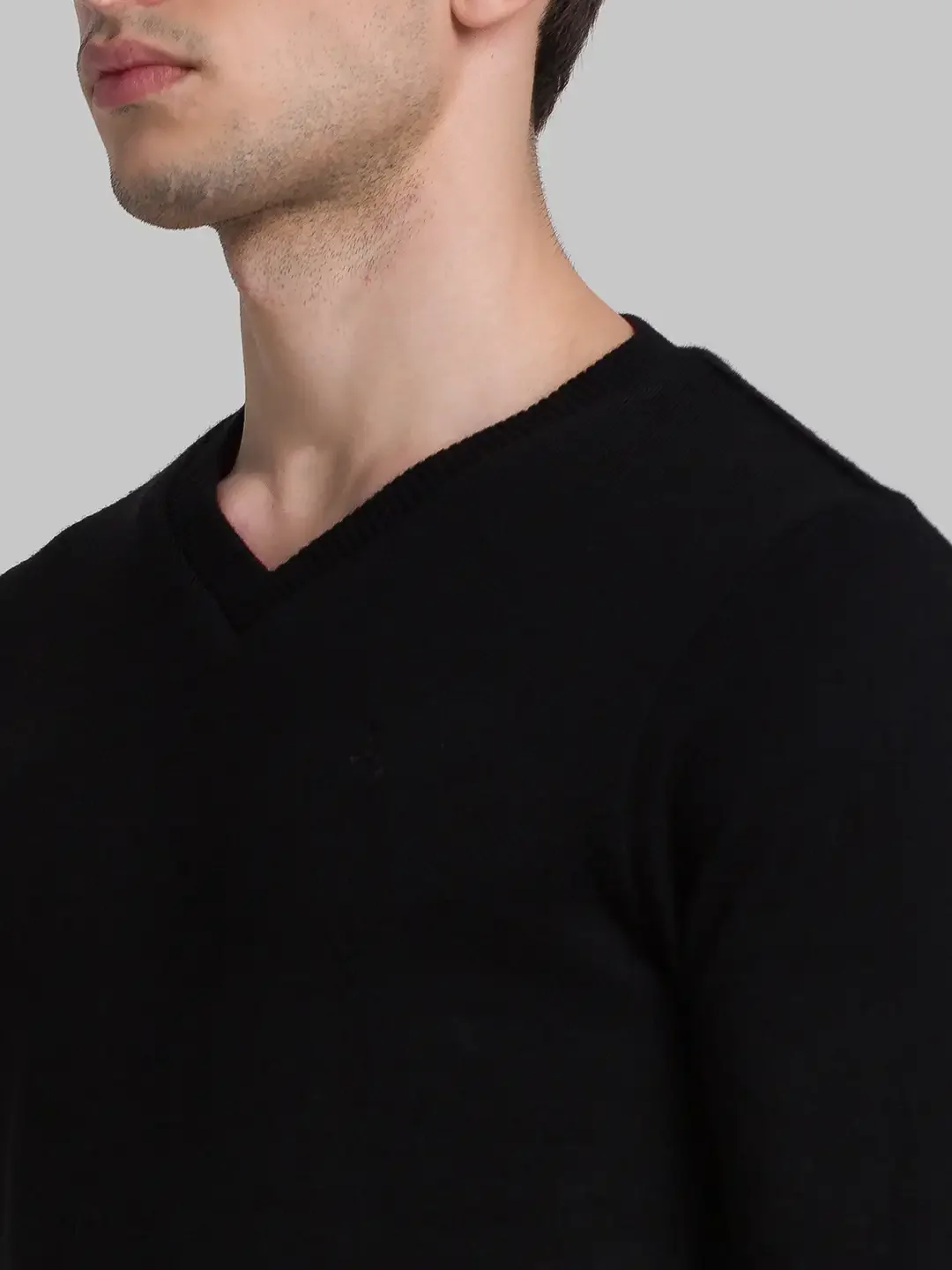 Men Black Solid Acrylic Full Sleeve Sweaters - Image 6