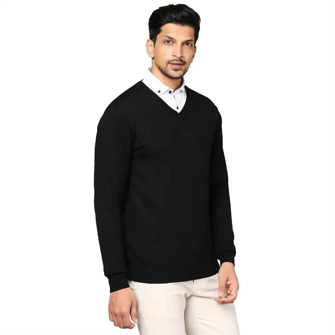 Men Black Solid Merino Wool Full Sleeve V Neck Collar Sweaters - Image 2