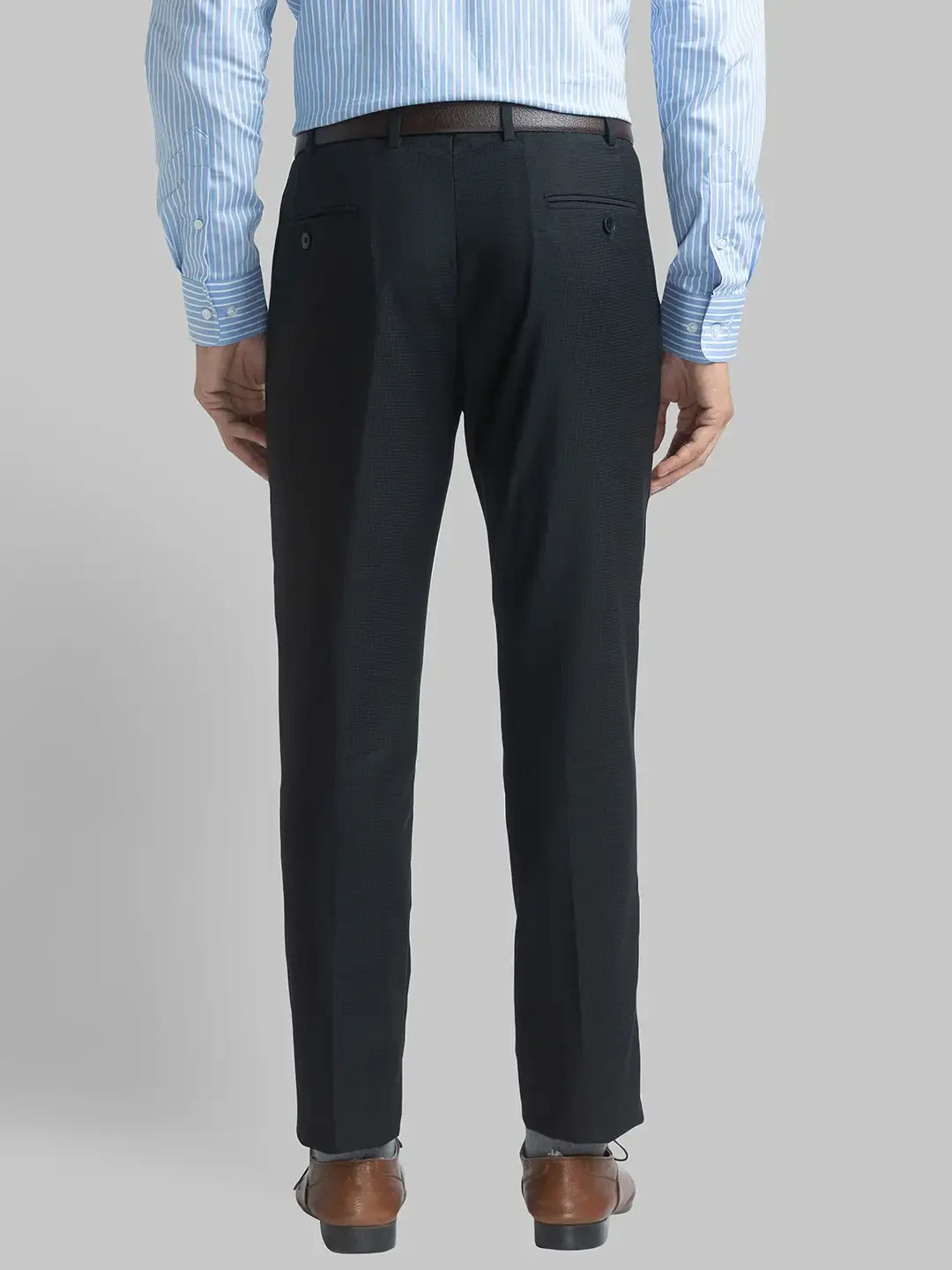 Men Black Super Slim Fit Checks Small Polyester Blend Trouser - Image 5
