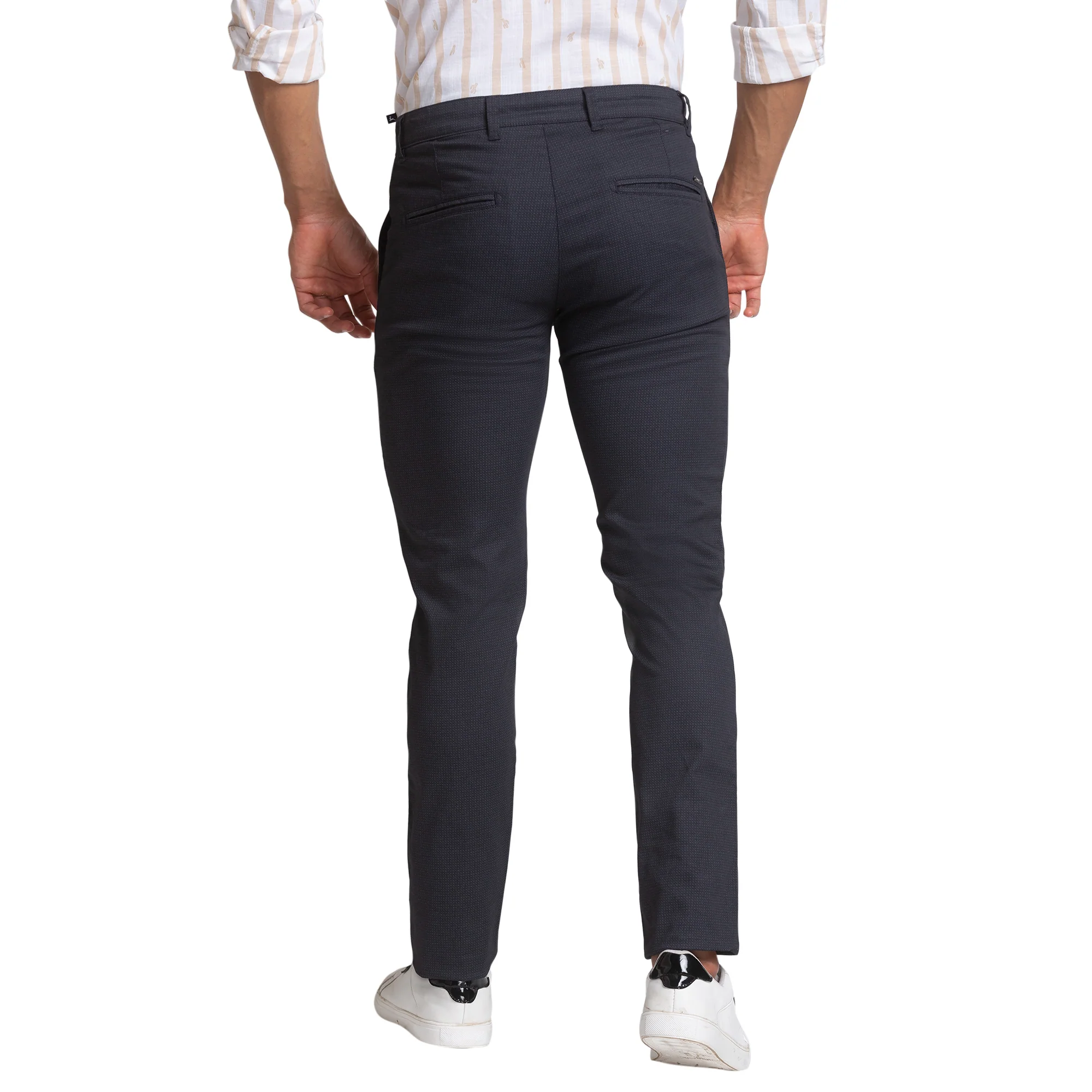 Men Black Super Slim Fit Print Cotton Blend Trouser - Image 4